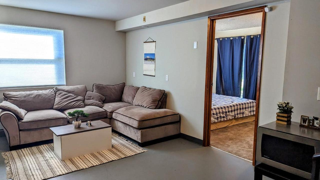 Private Guest Suite In West Bellevue Home Exterior foto